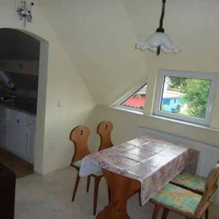 Appartement Fewo-landhaus-zinnowitz *